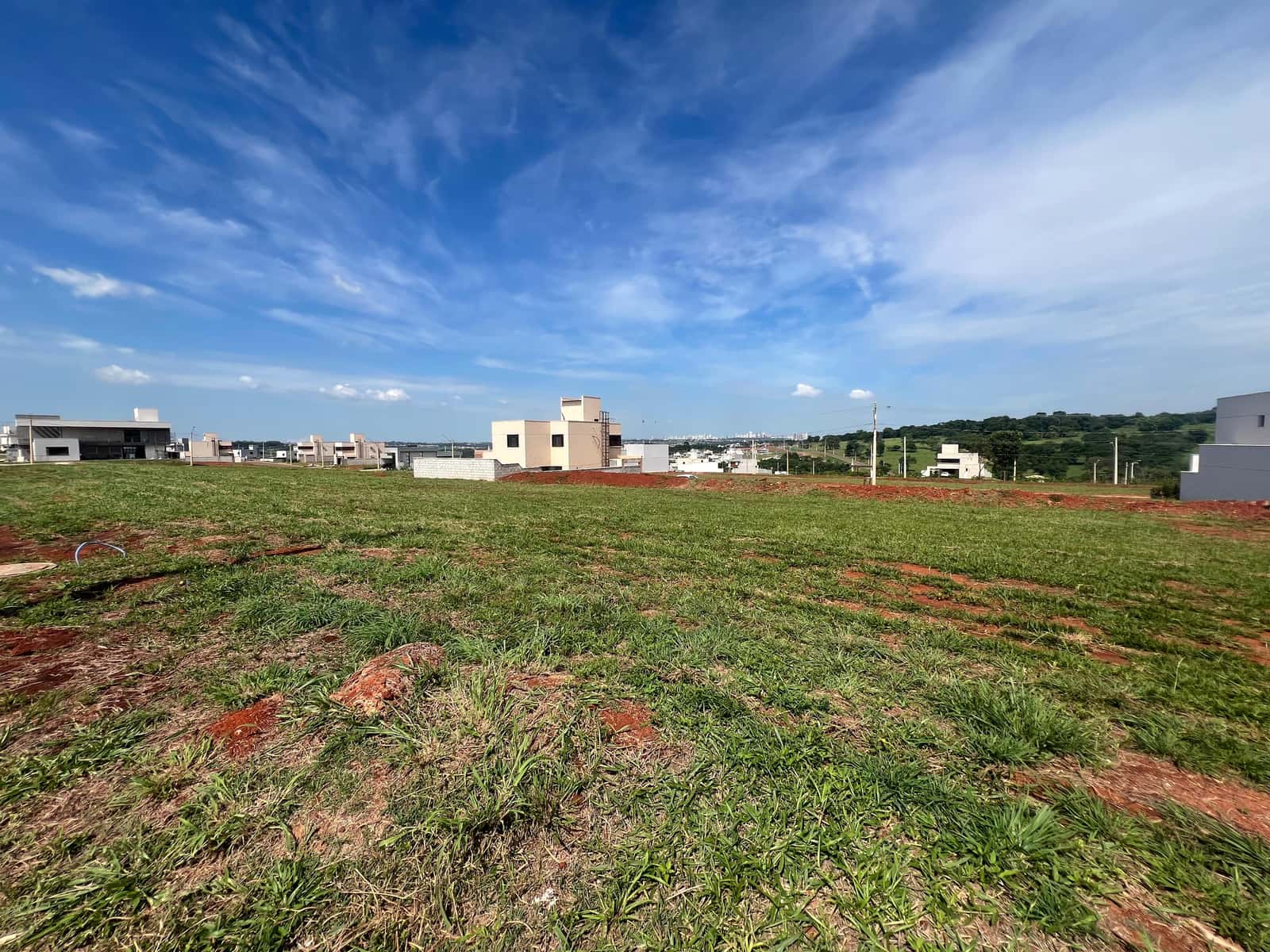 Lote Cond. Jardins Parma 279m²