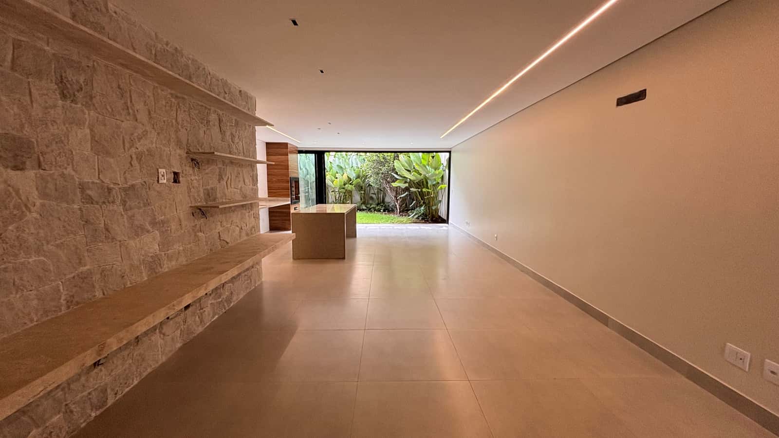Casa Sobrado Jardim Atlântico 210m²