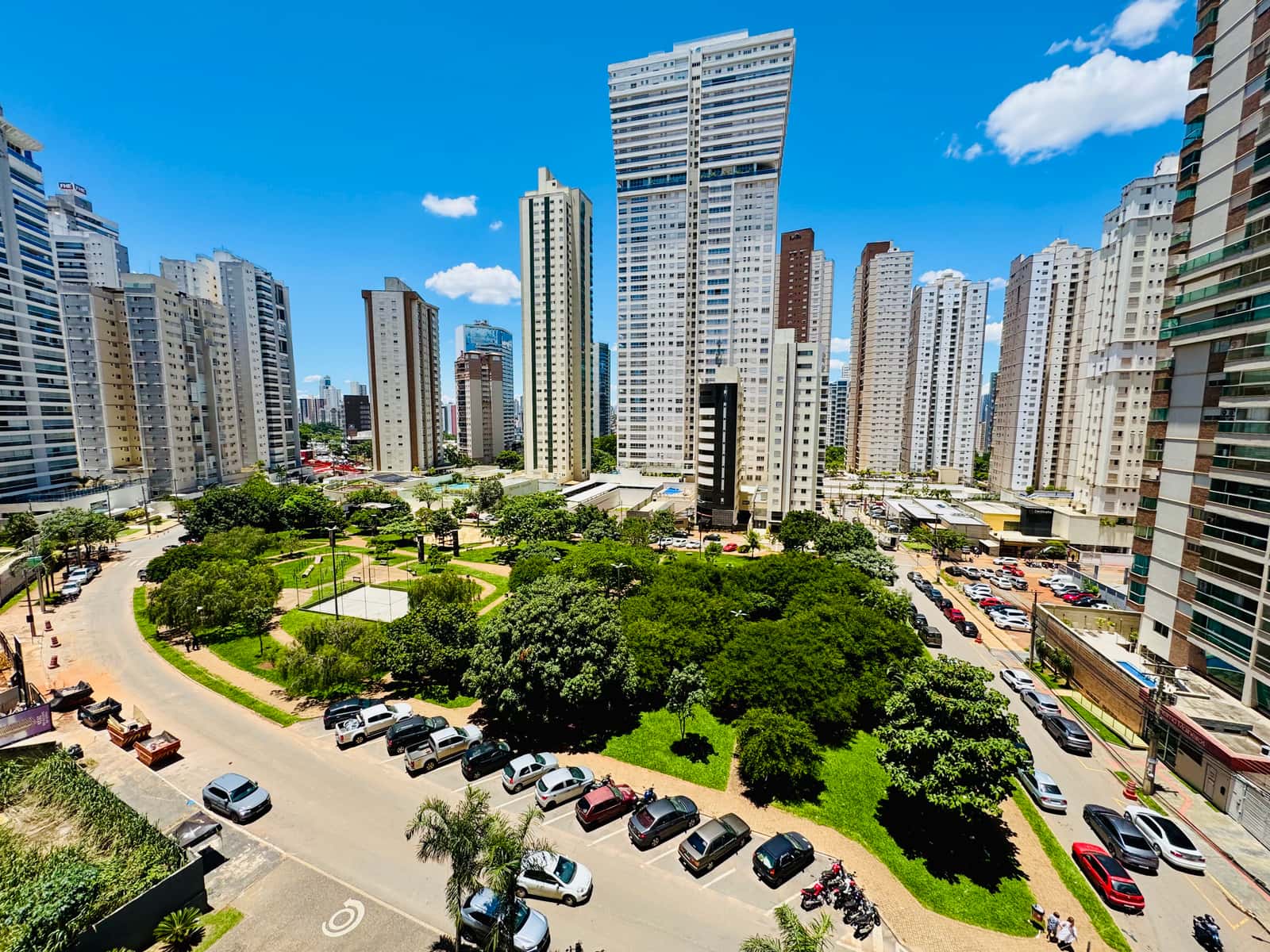 Apartamento Ed. Lyon 148m²