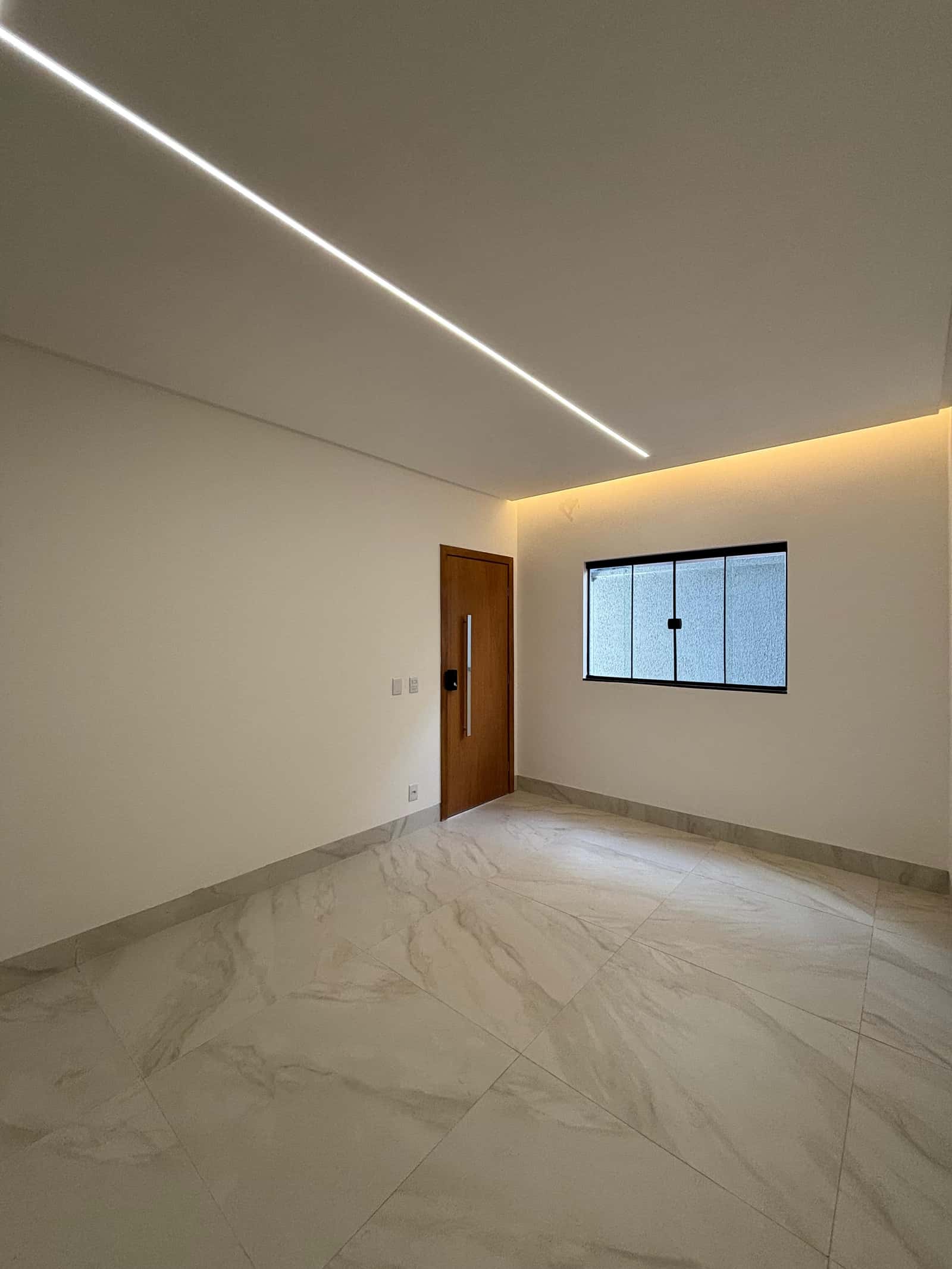 Casa Sobrado Village garavelo 165m²