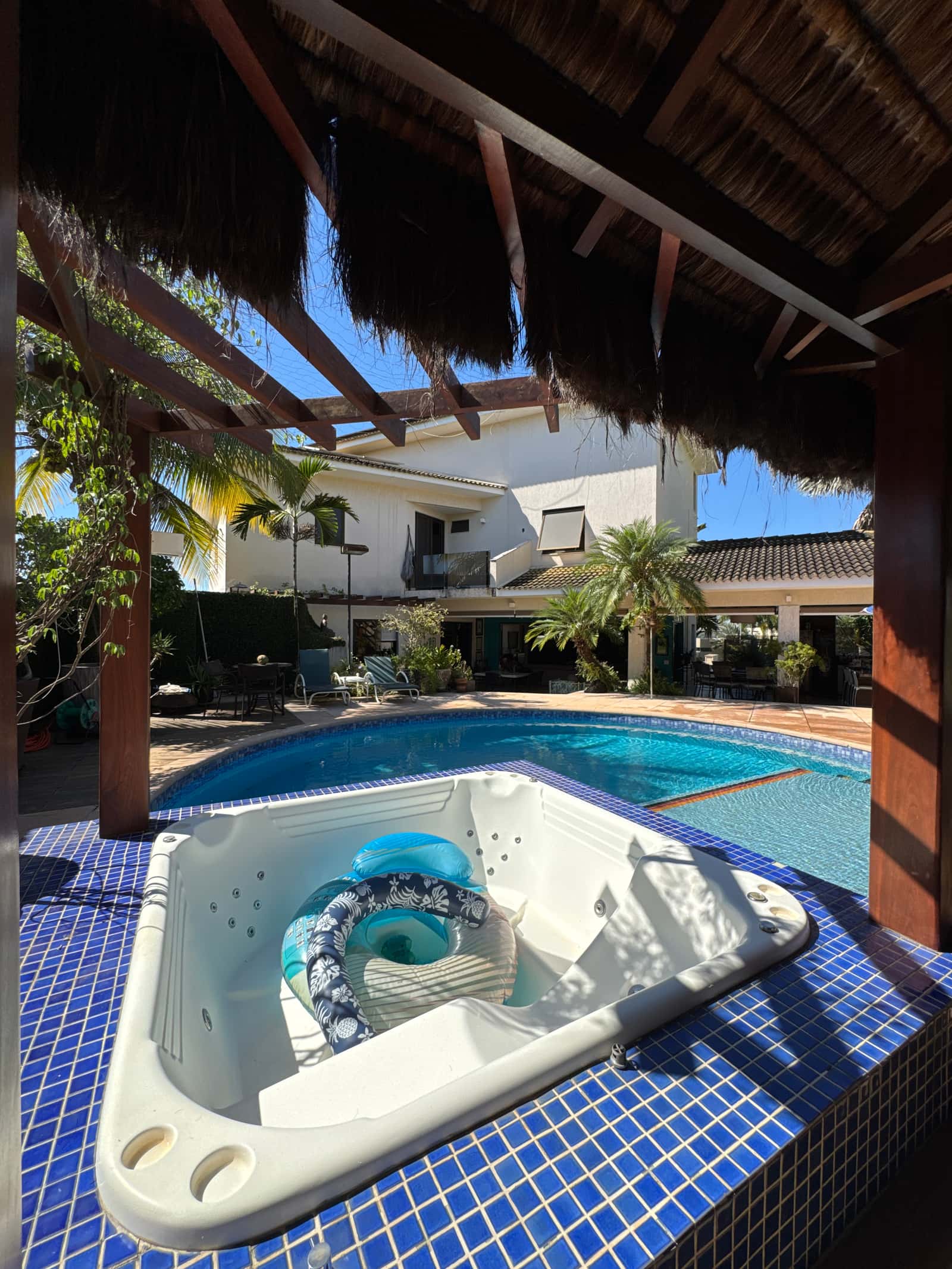 Sobrado Alphaville Ipês  817m²