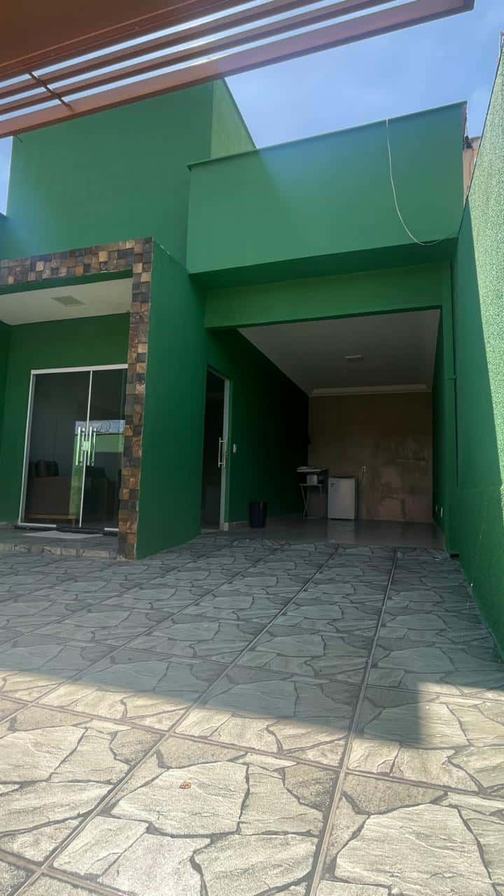 Casa na Esquina 208m² - Parque Amazonia