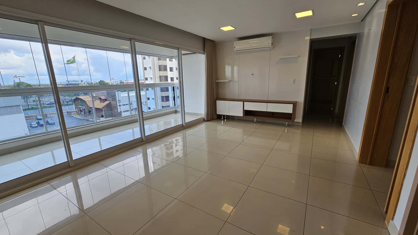 Ap Rers. M.Times  Home Convenience - Jardim Goiás 110m²