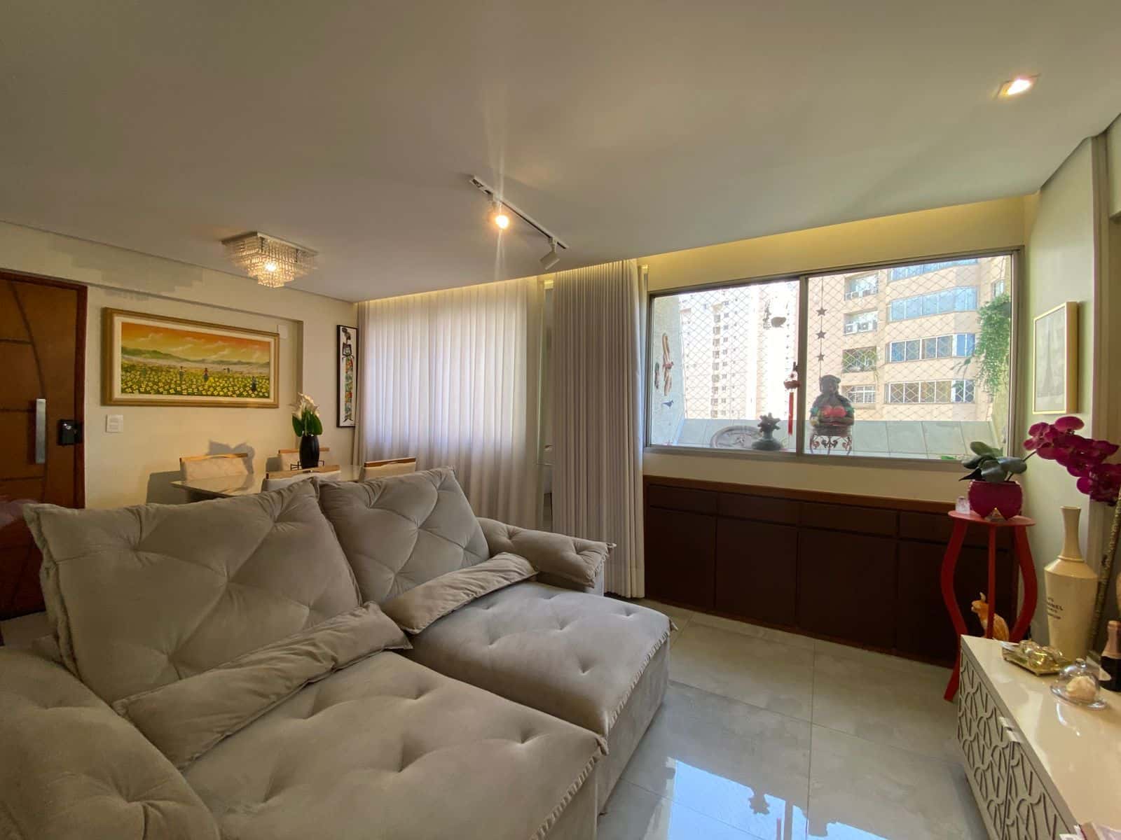 Apartamento 120m² com vista livre, St. Oeste
