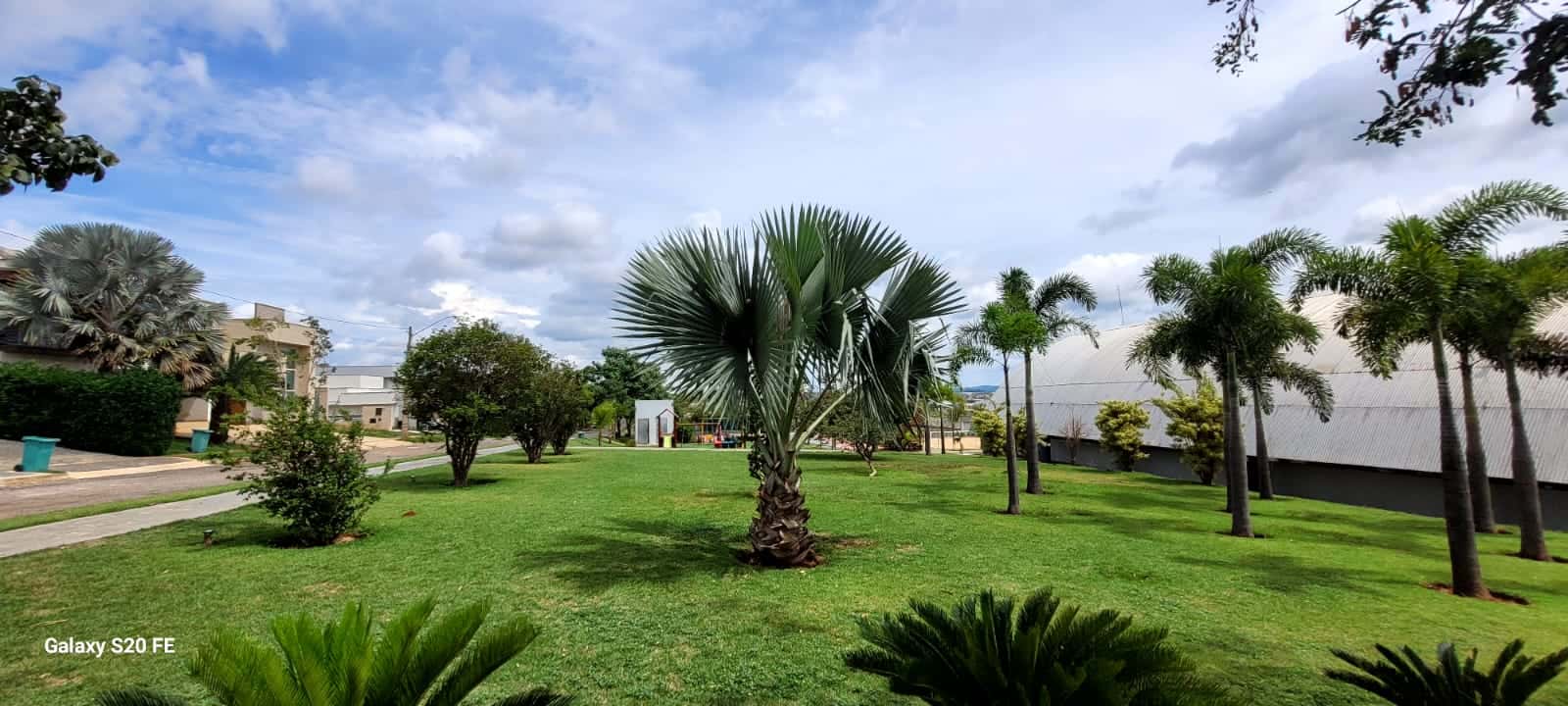 Lote Condomínio Jardim Veneza 360m²