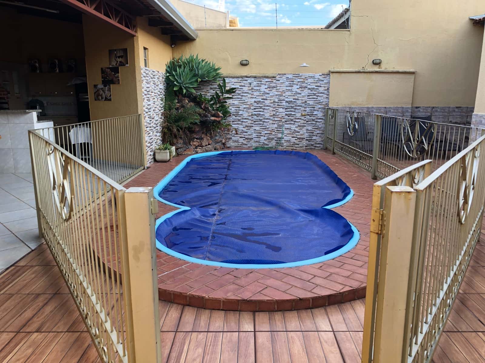 Casa Térrea Jardim Atlântico 290m²