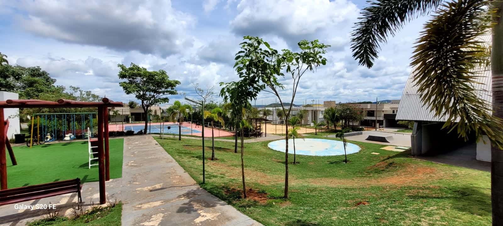 Lote Condomínio Jardim Veneza 360m²