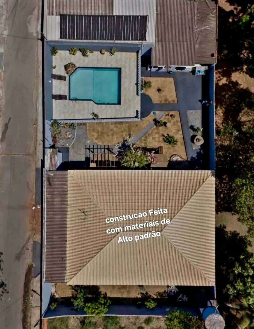 Casa em Aparecida de Goiânia 240m²