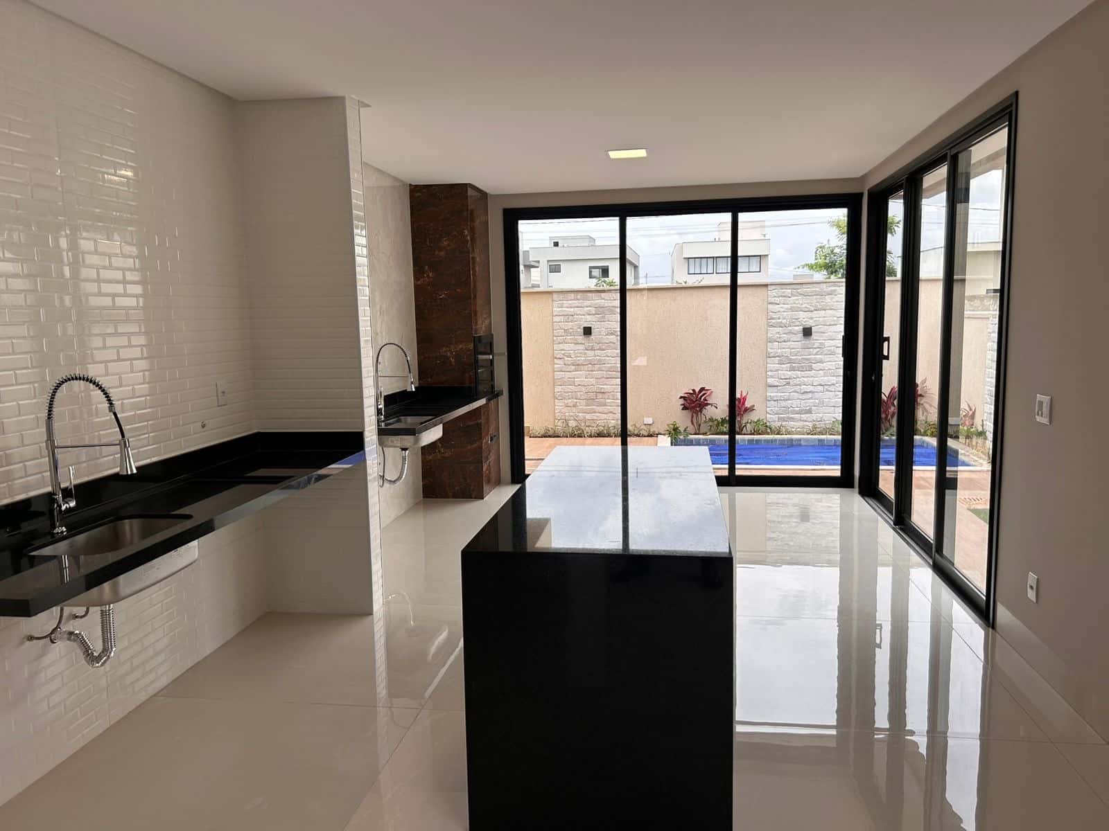 Casa Térrea Condomínio Parqville Jacarandá 156 m²
