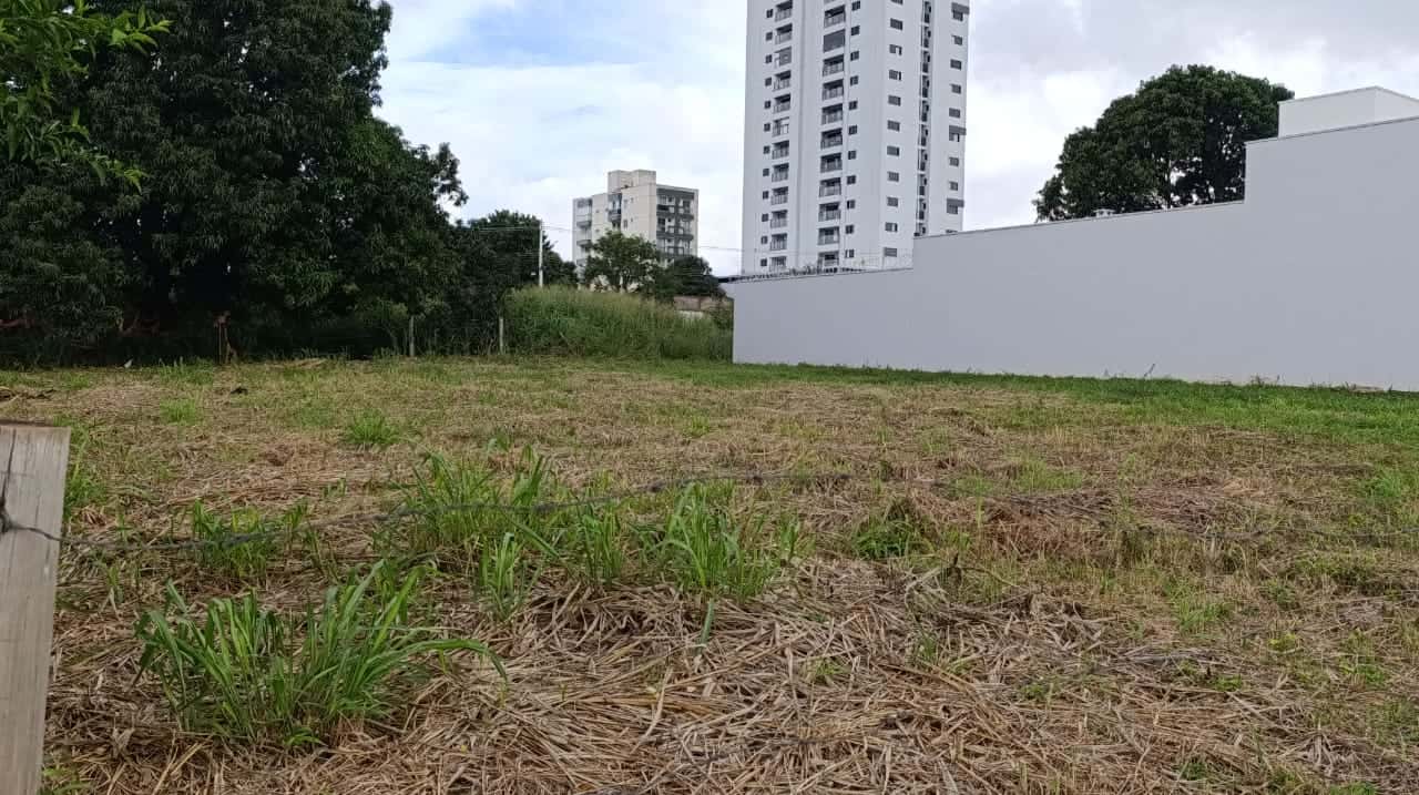 2 Lotes Juntos no Setor Vila Rosa 938m²