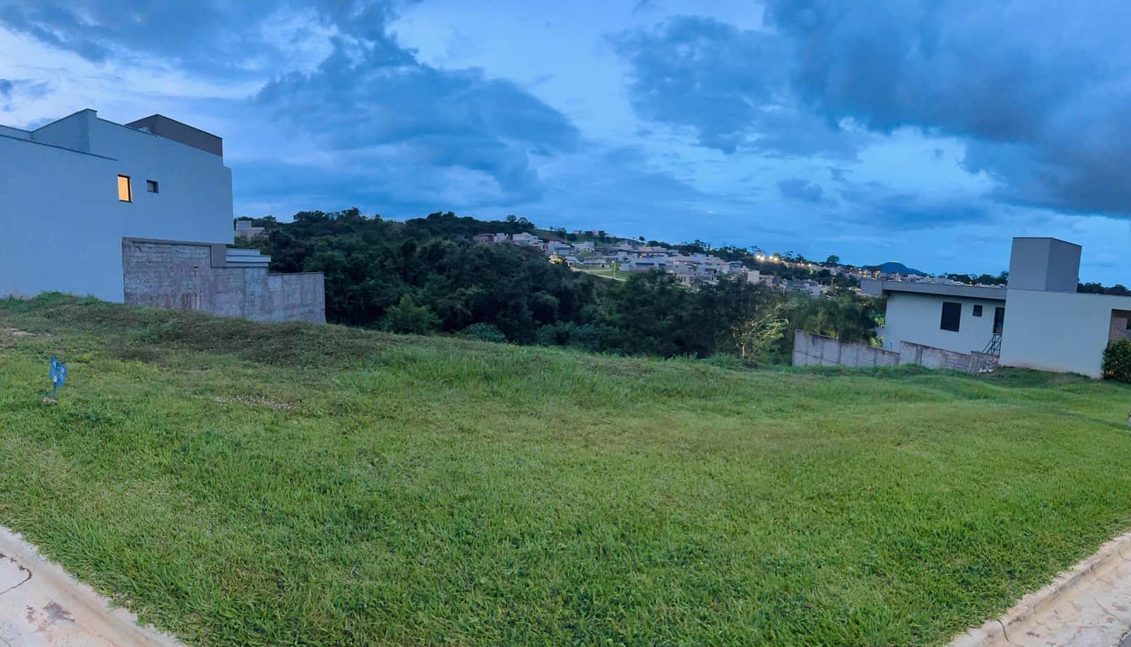 Lote Jardins Nápoles 360m²