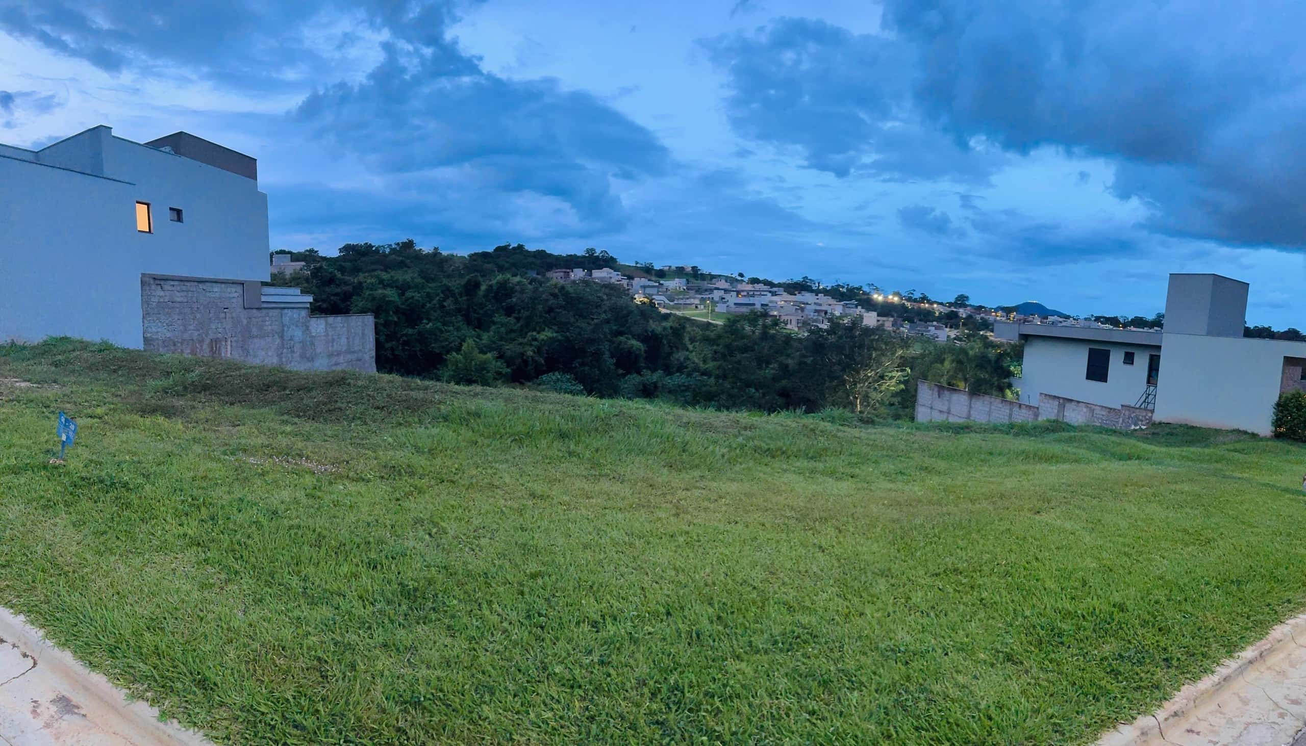 Lote Jardins Nápoles 360m²