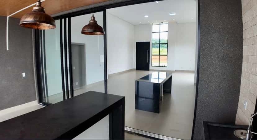 Casa Térrea Condomínio Plateau Dor 340m²