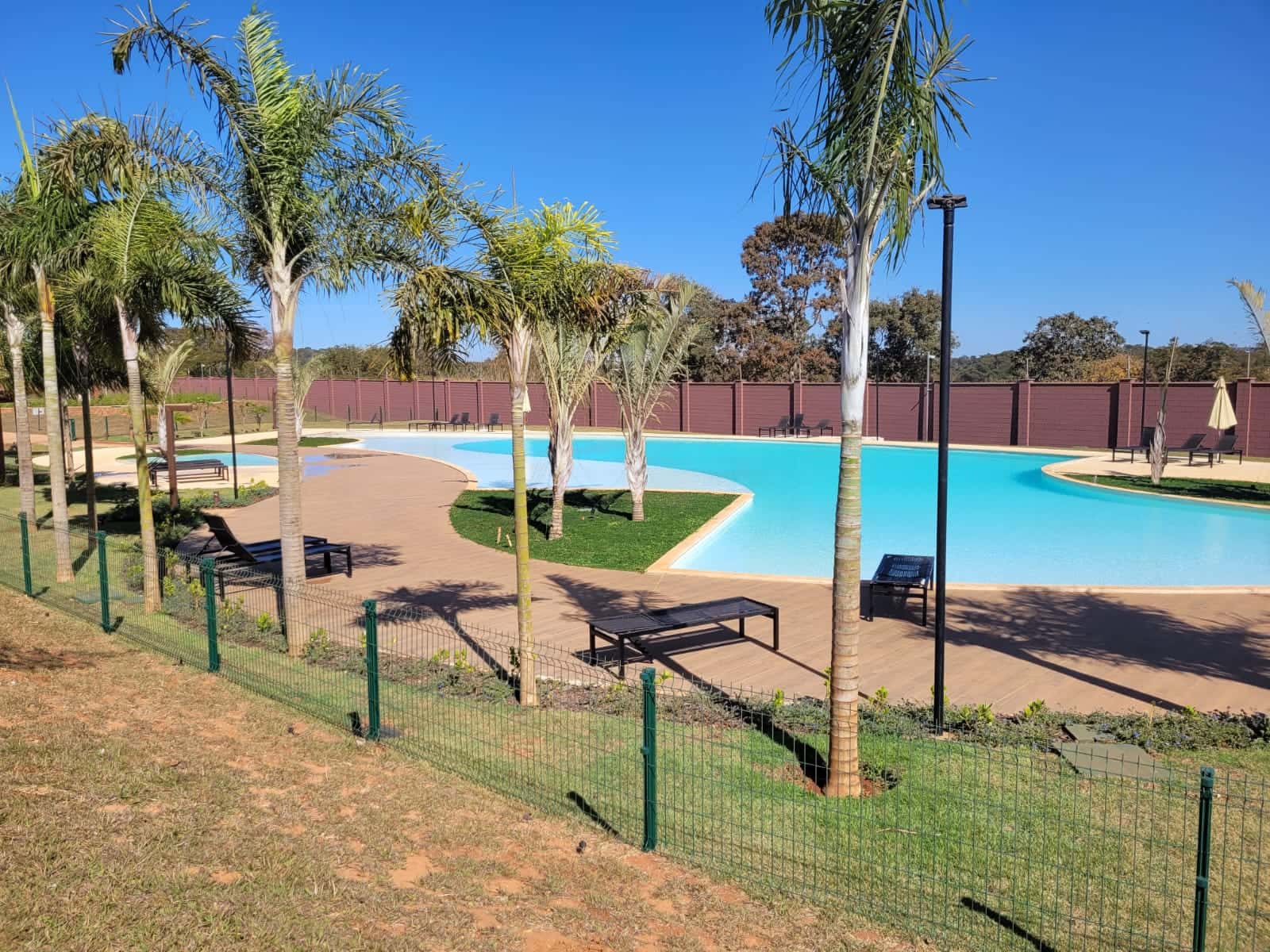 LOTE JARDINS CAPRI 278m²