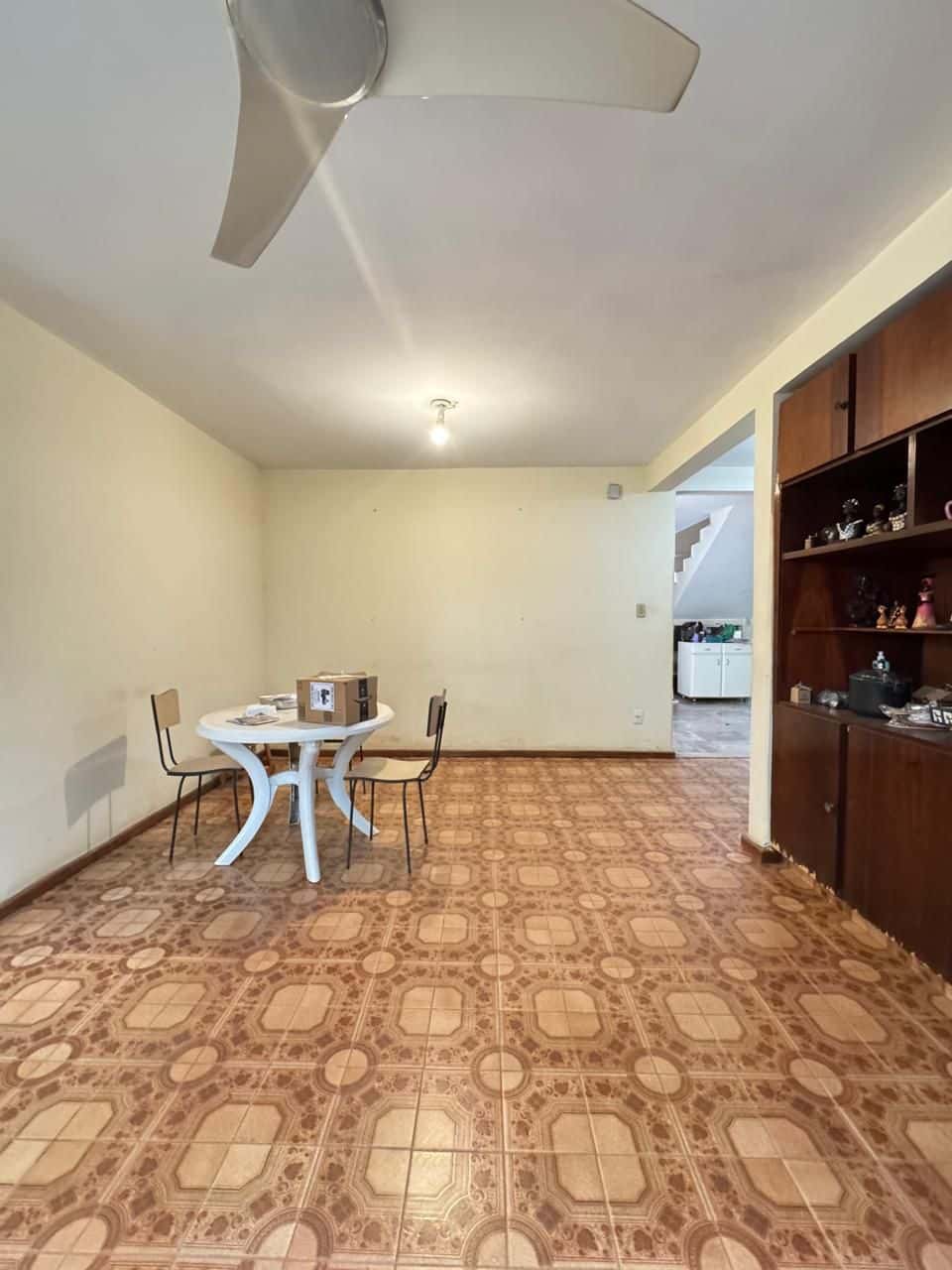 Sobrado Setor Aeroporto 324 m²