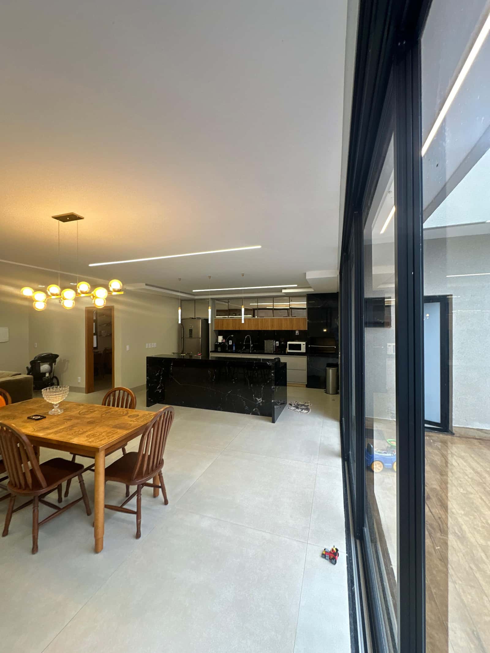 Casa condomínio Jardins Sevilha 232M²