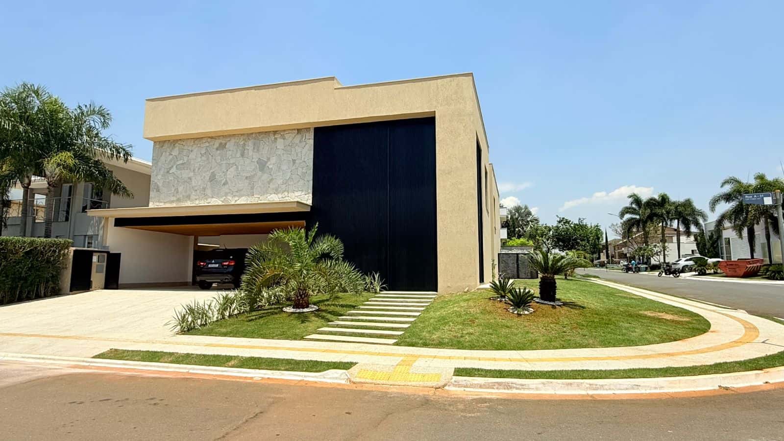 Sobrado Jardins Atenas 545m²