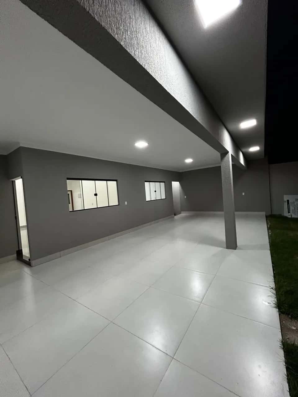 Casa 3Q 365m² - Com piscina - Aparecida de Goiânia