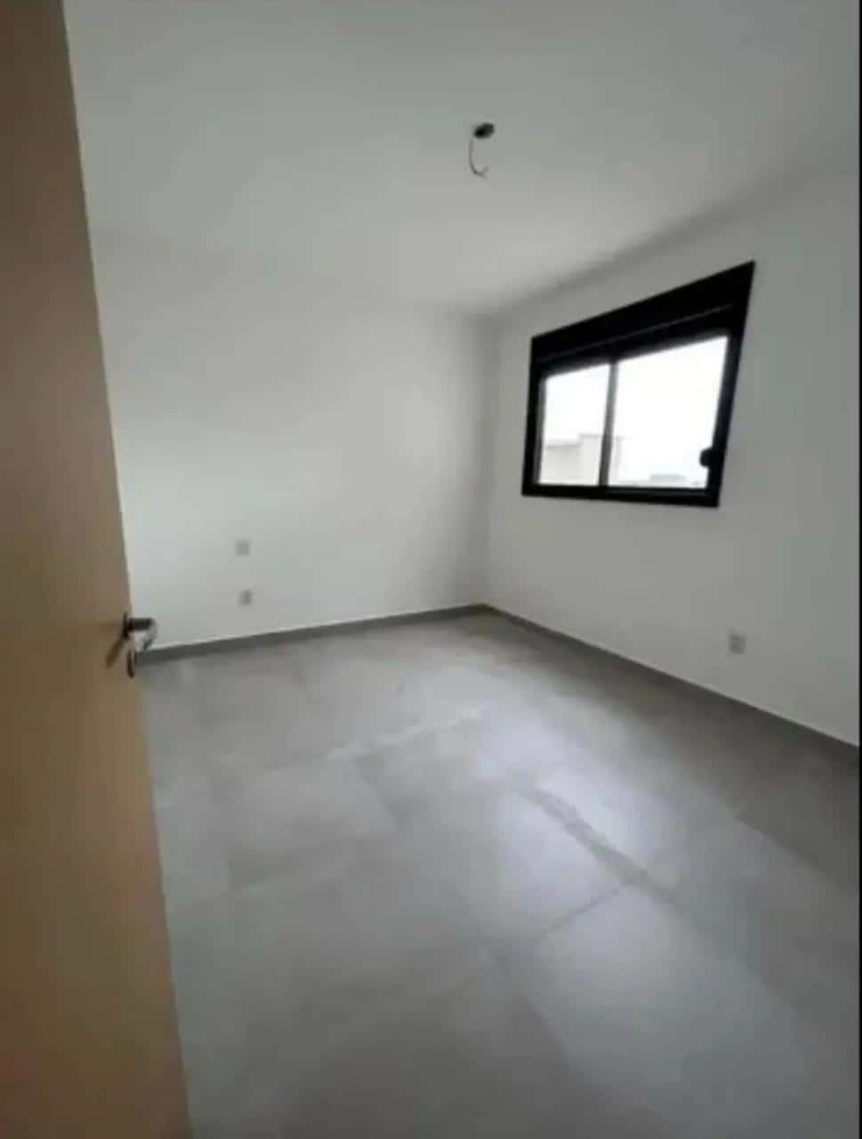 Sobrado Jardins Marselha 181M²