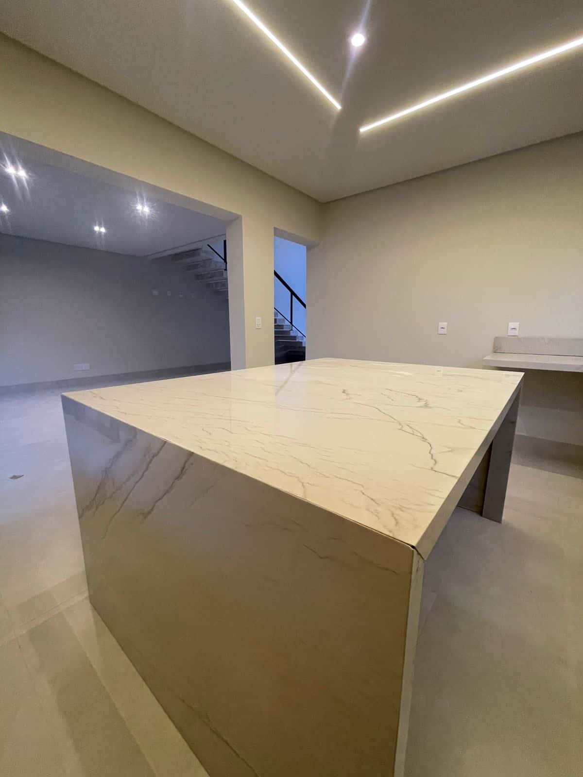 Sobrado Condomínio Jardins Capri 248m²