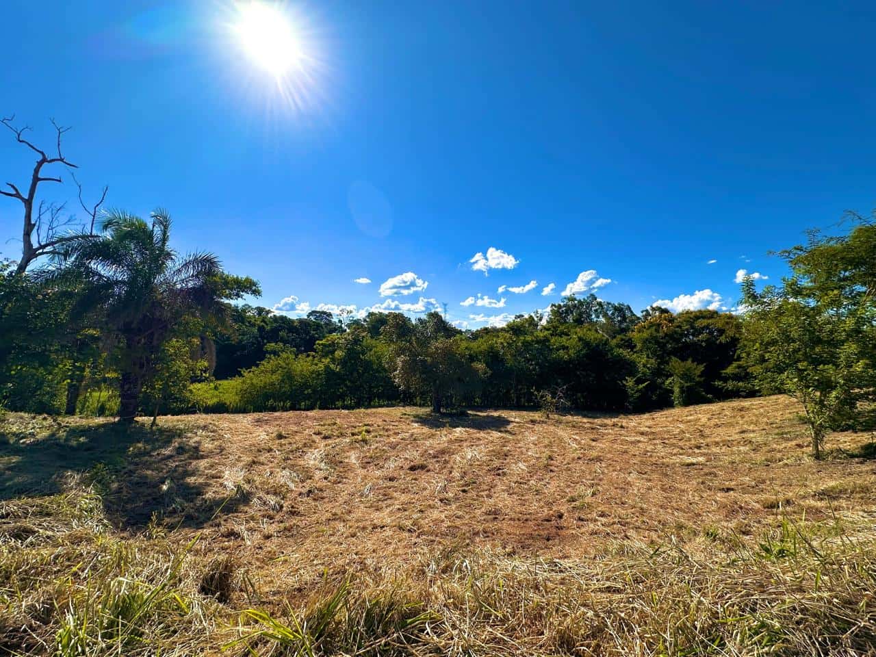 Lote No Condominio Monte Sião 1047,57 - TRINDADE