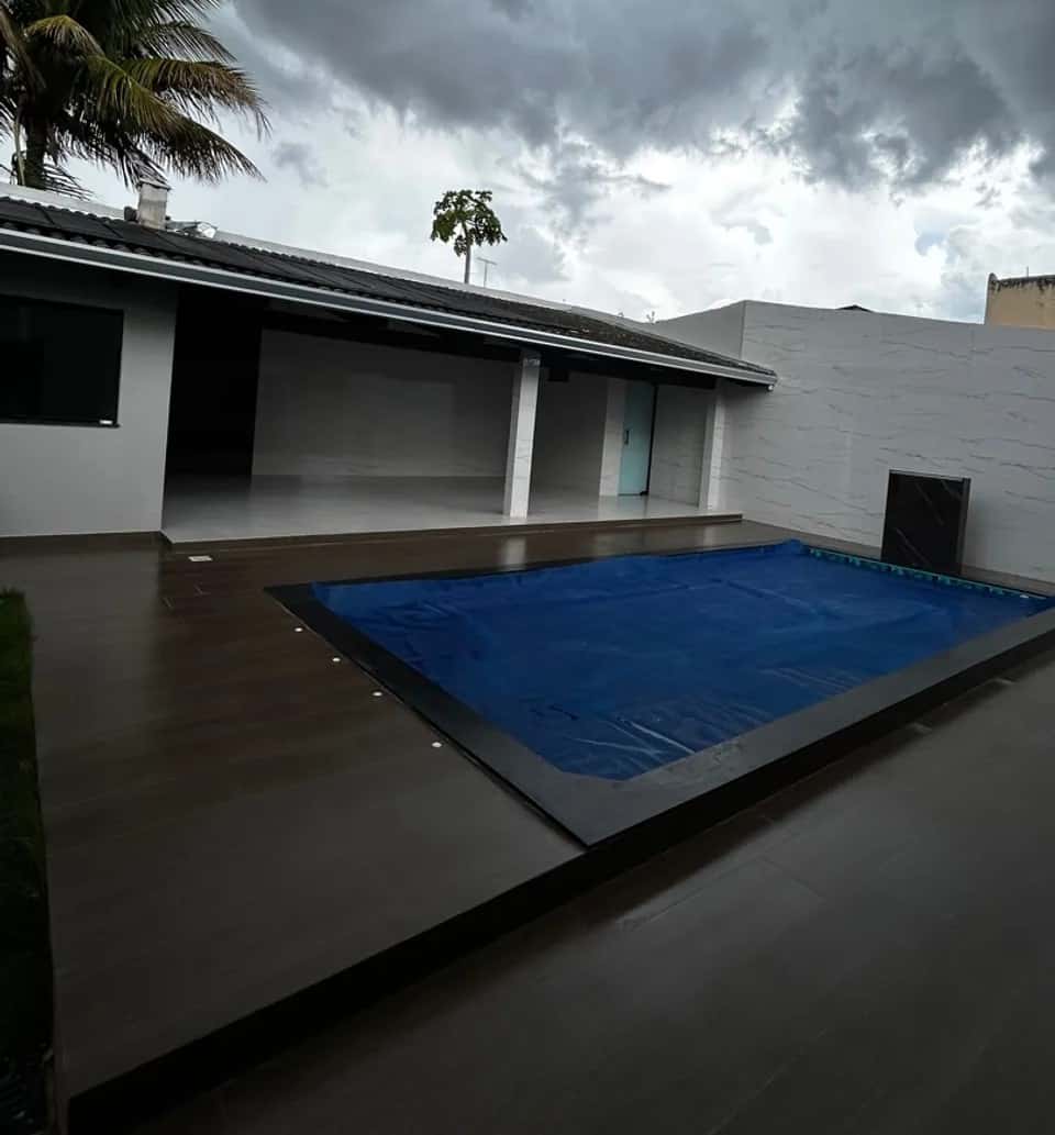 Casa 3Q 365m² - Com piscina - Aparecida de Goiânia