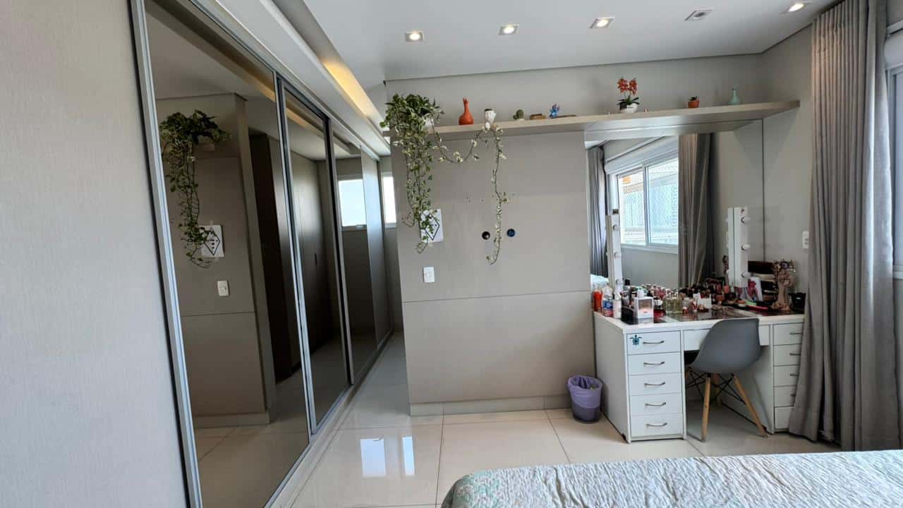 Apartamento Jardim das Ravenallas 191m²