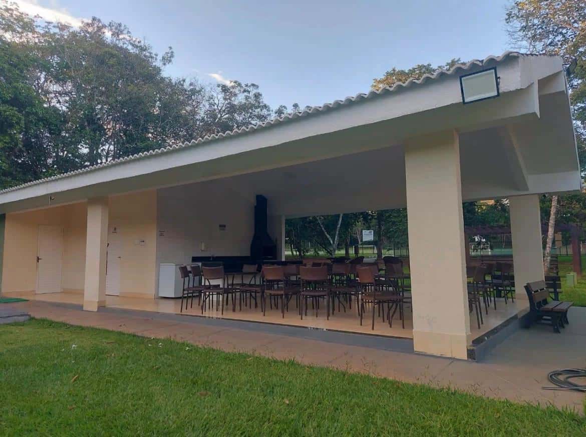 Sobrado Condomínio Mansões Morumbi Senador Canedo - 220m²