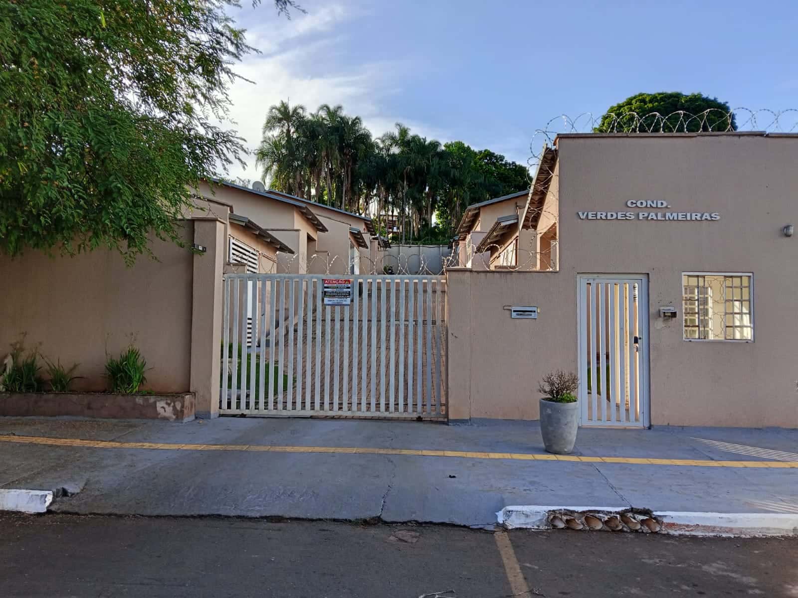 Casa Verdes Palmeiras 1 200m²