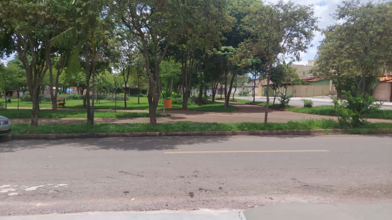 Casa Térrea Parque das Flores 222 m²