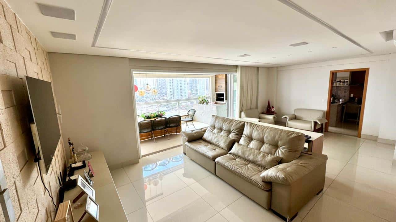 Apartamento Jardim das Ravenallas 191m²