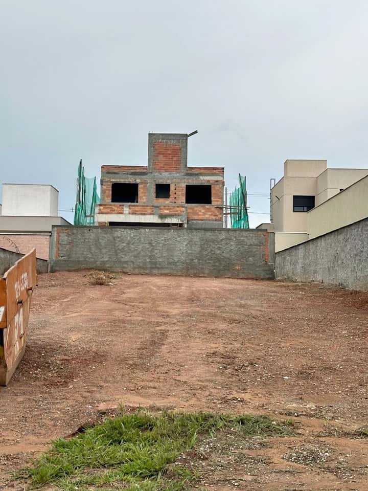 Ágio Lote Cond Jardins Nápoles 360m²