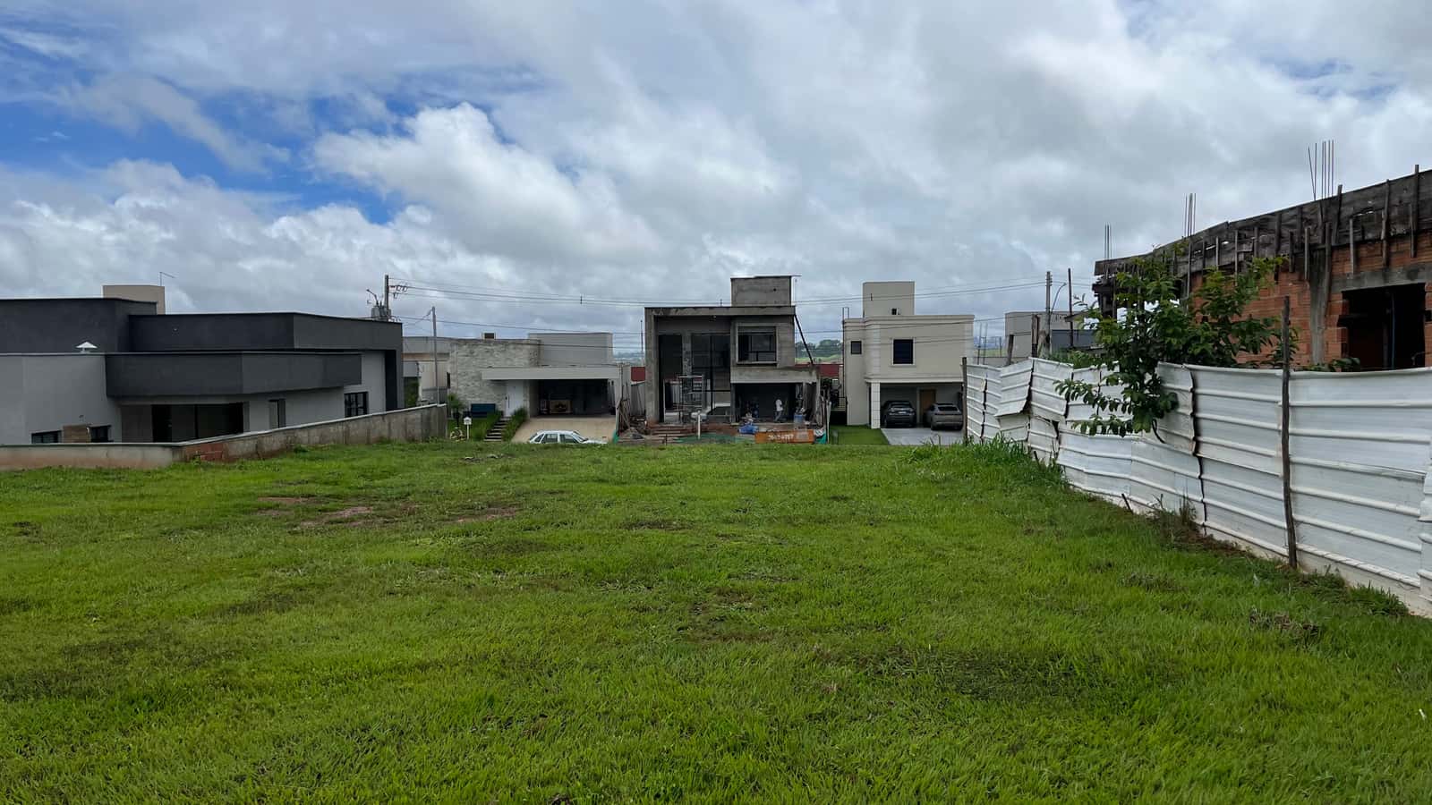 Lote no Jardins Bolonha em Senador Canedo 300m²