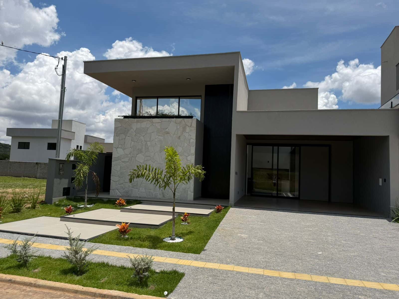 Casa térrea Jardins Porto 177m²