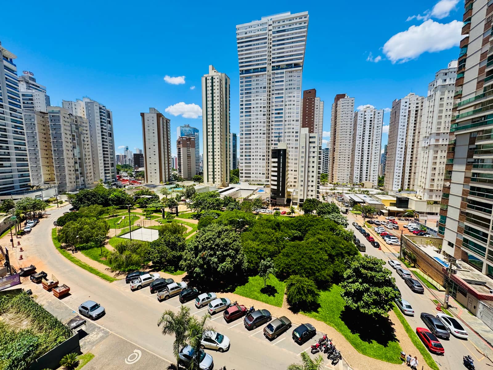 Apartamento Ed. Lyon 148m²