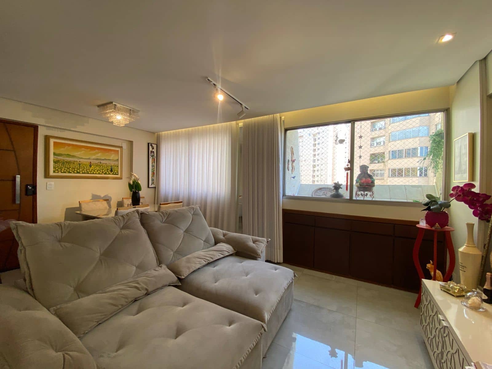 Apartamento 120m² com vista livre, St. Oeste