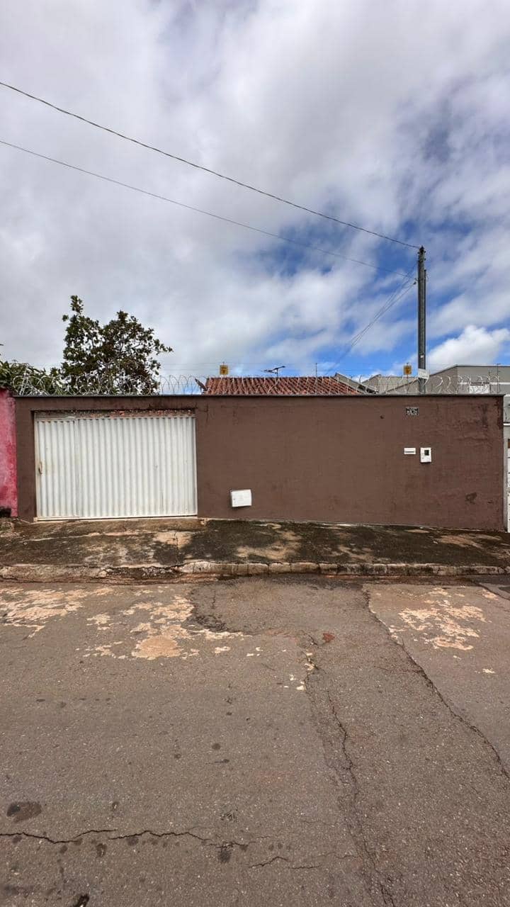 Casa Setor Estrela Dalva 180m²