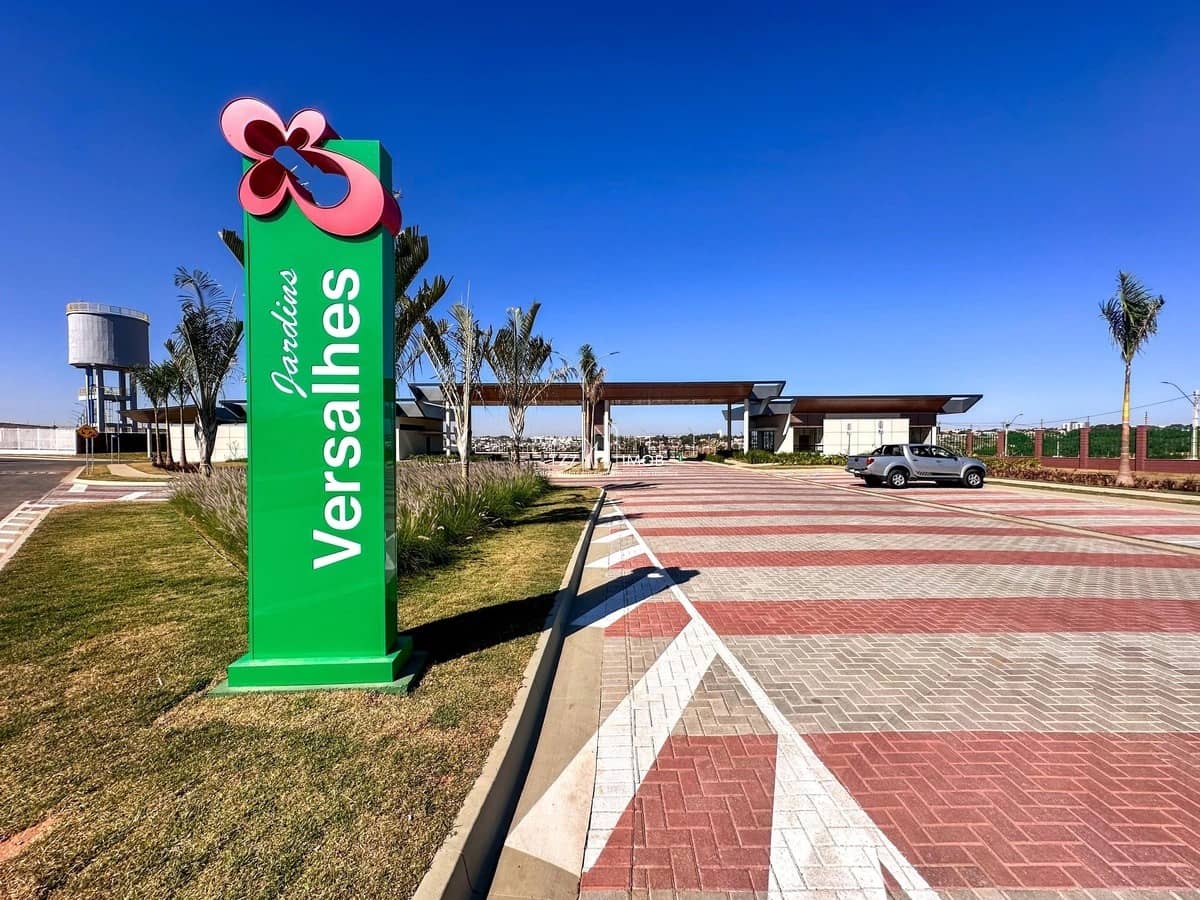 Ágio Lote Cond. Jardins Versalhes 268m²