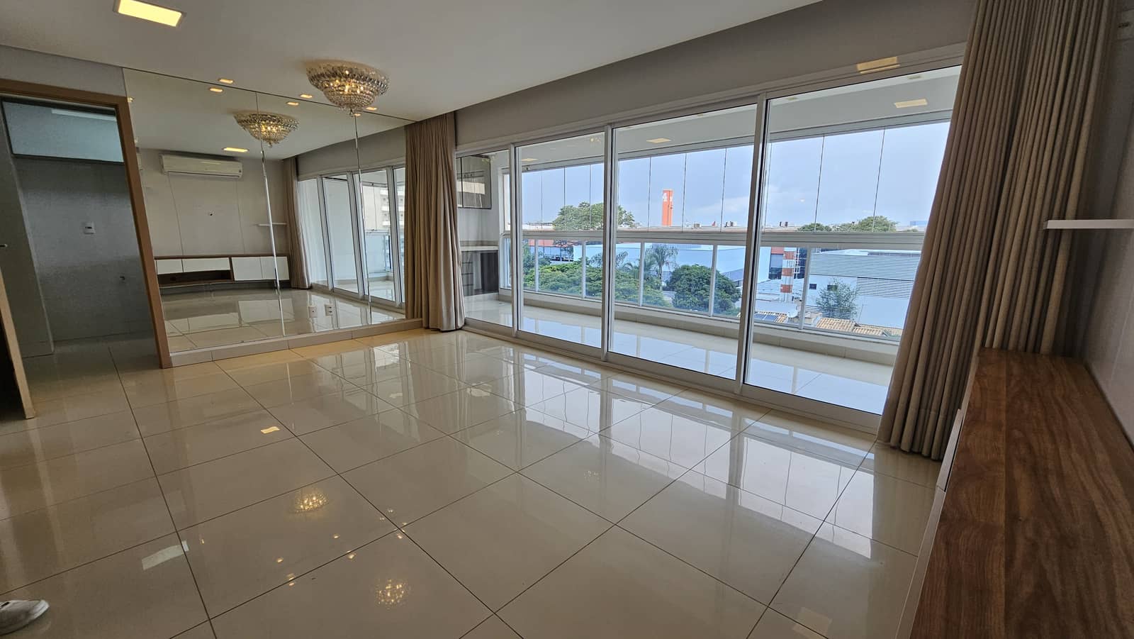 Ap Rers. M.Times  Home Convenience - Jardim Goiás 110m²