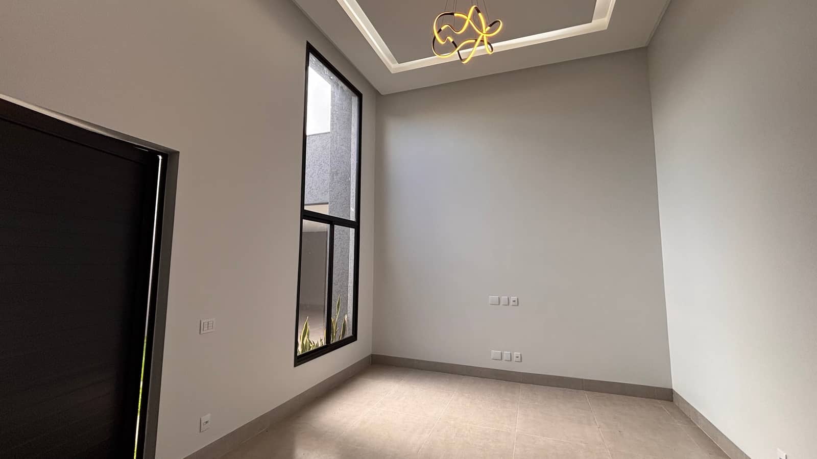 Casa de Esquina Faiçalville - 3 suítes 200m