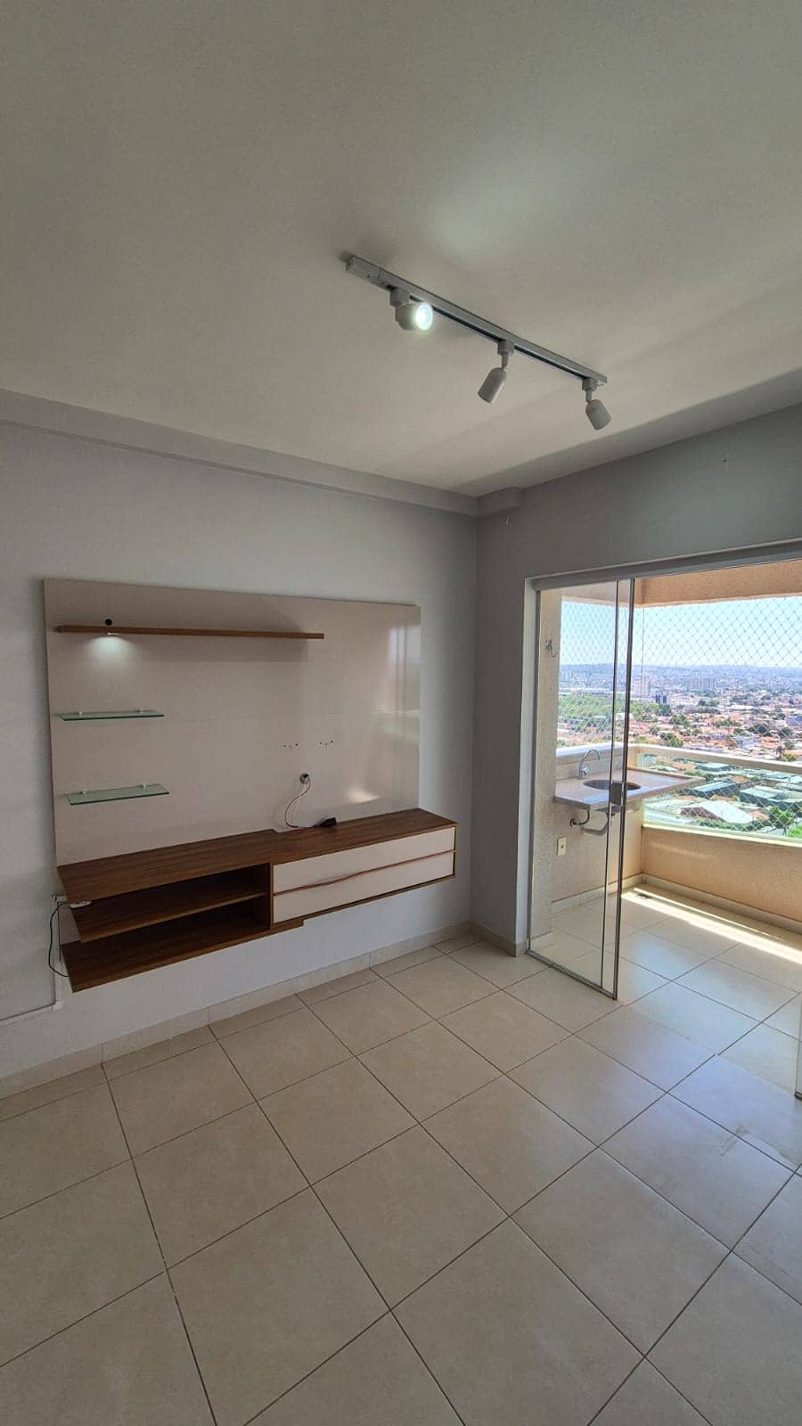 Apartamento Ed. Bucarest Setor Leste Universitário 62m²