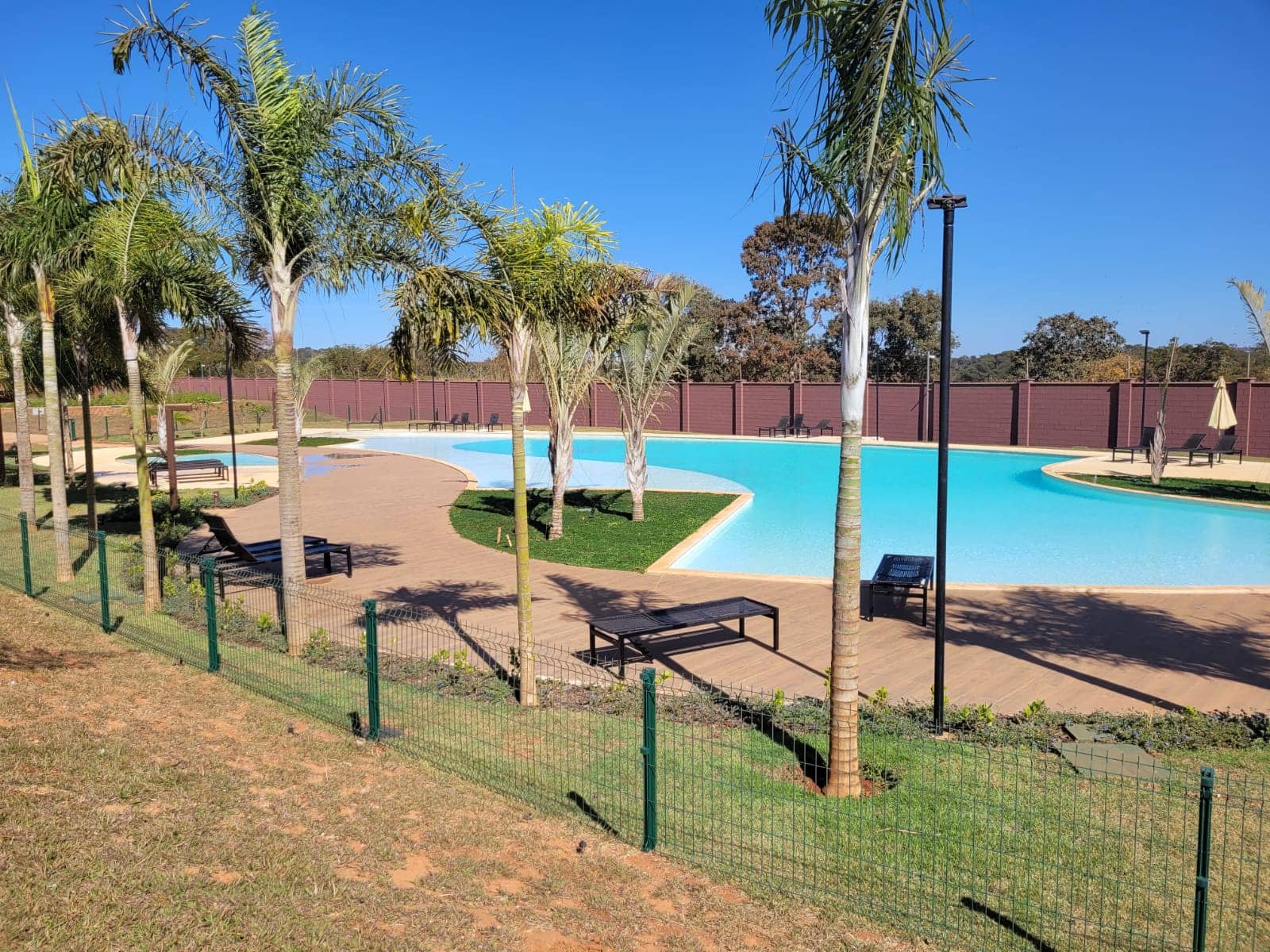 LOTE JARDINS CAPRI 278m²