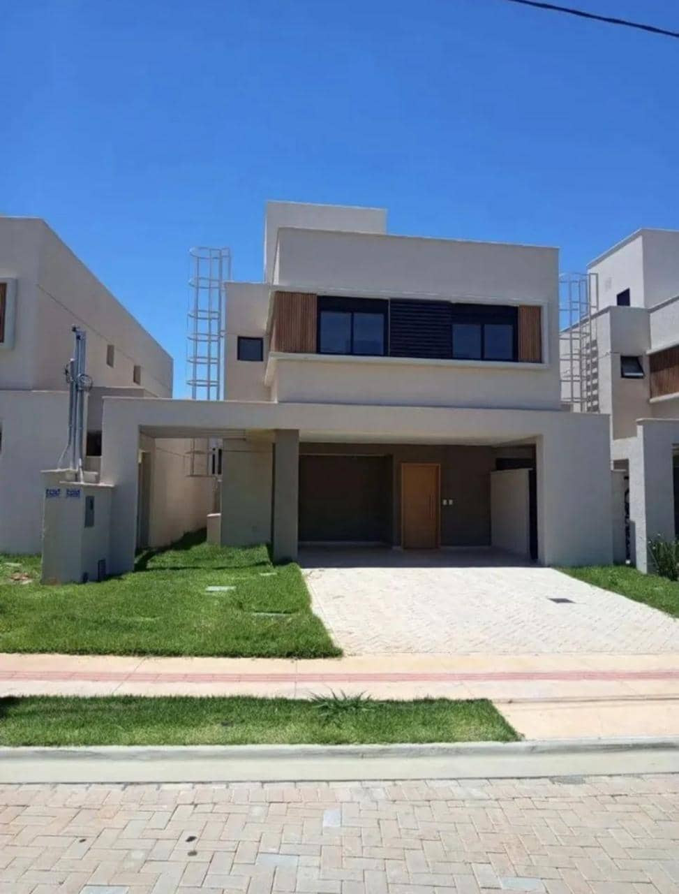 Sobrado Jardins Marselha 181M²