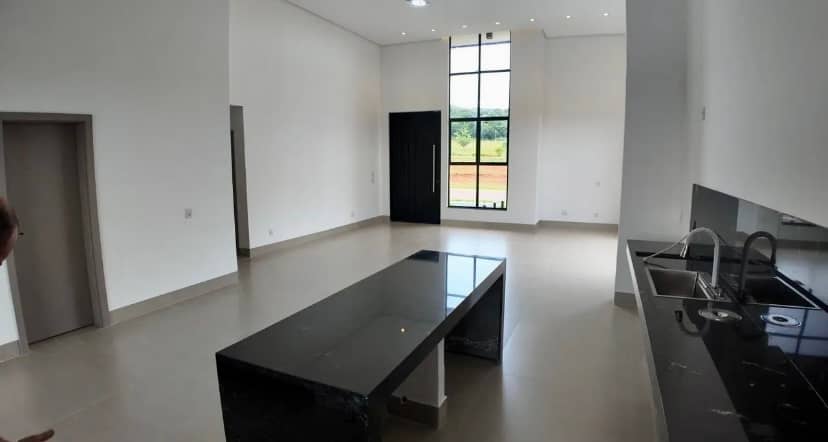 Casa Térrea Condomínio Plateau Dor 340m²