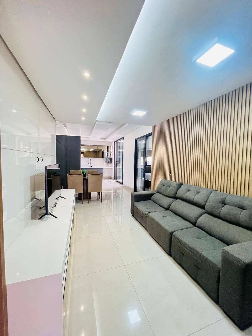 Casa Cond. Flores De Goiás 210m²