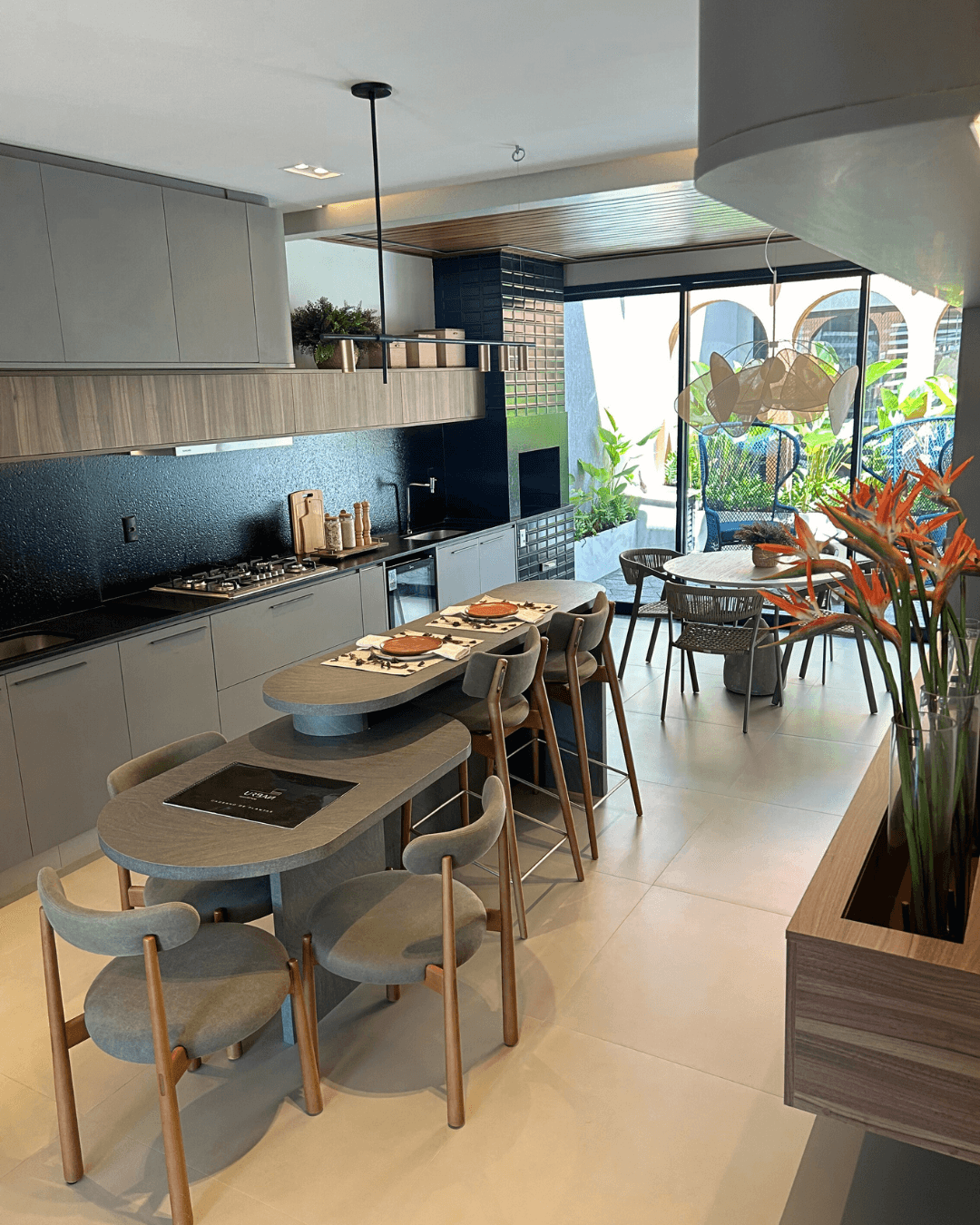 Casa em Condomínio Fechado Aparecida de Goiânia 143m²