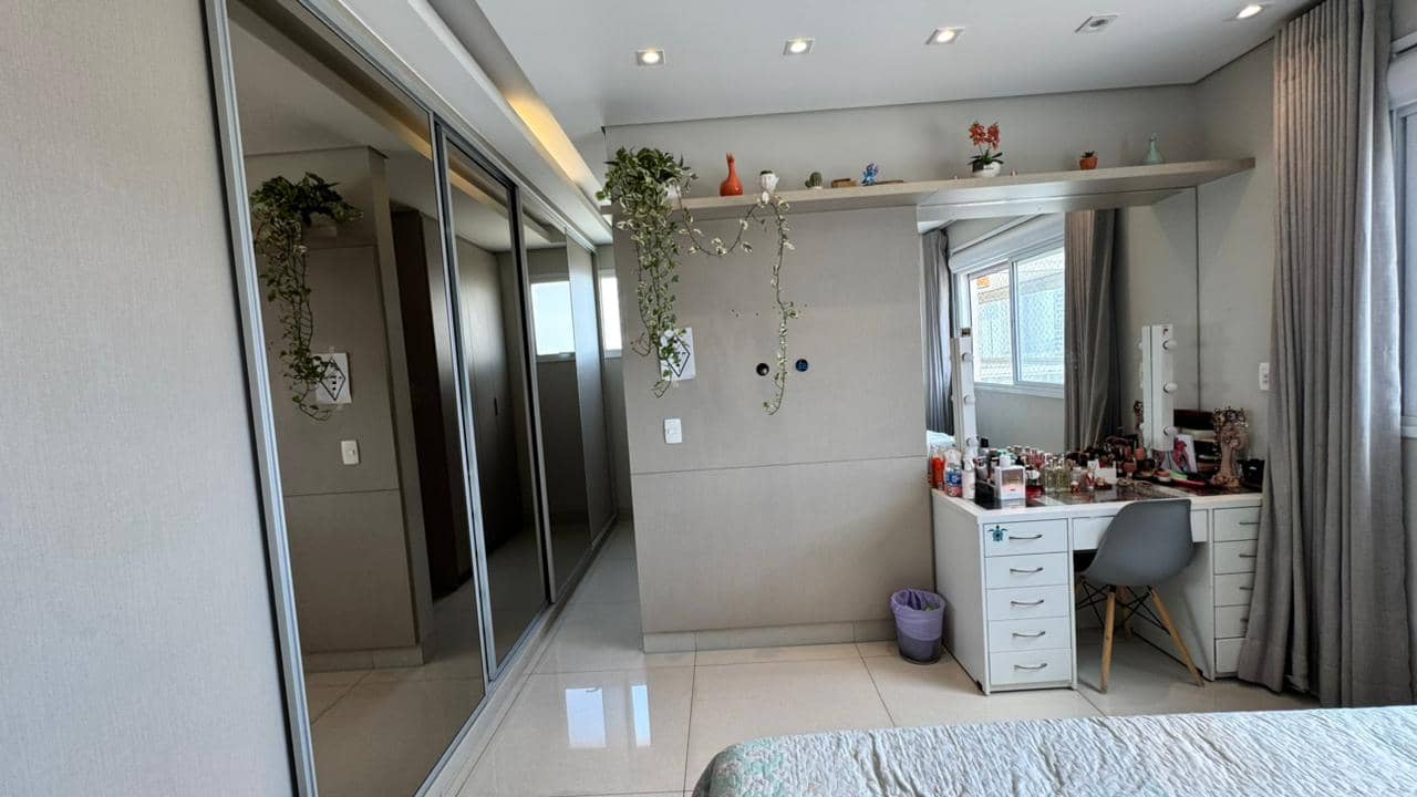 Apartamento Jardim das Ravenallas 191m²