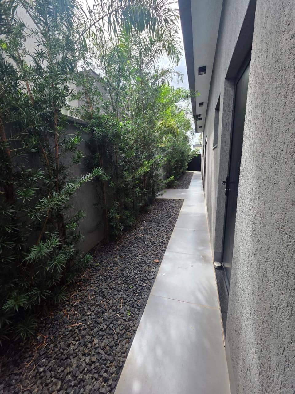 Casa Condomínio Parqville Pinheiros 300m²