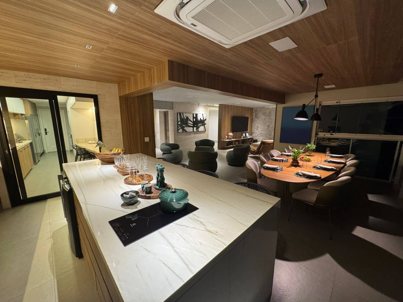 Apartamento Chateau Marista 233m²