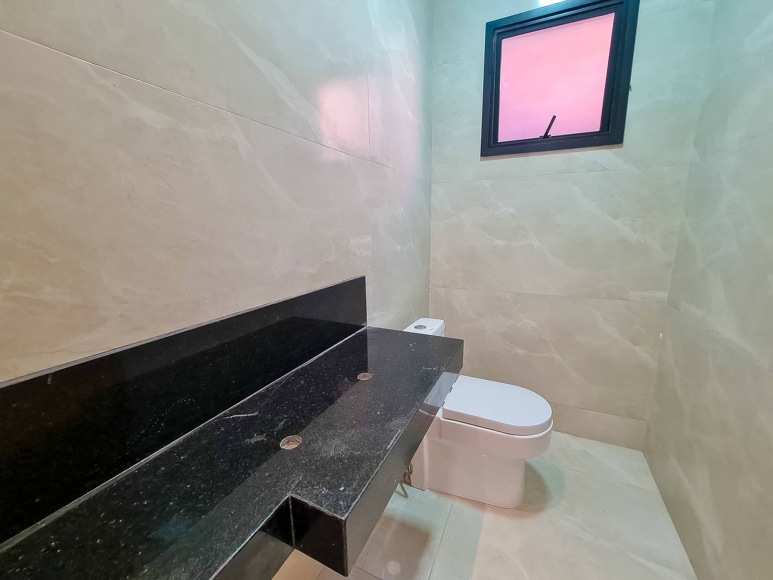 Casa Sobrado Jardins Capri 228m²